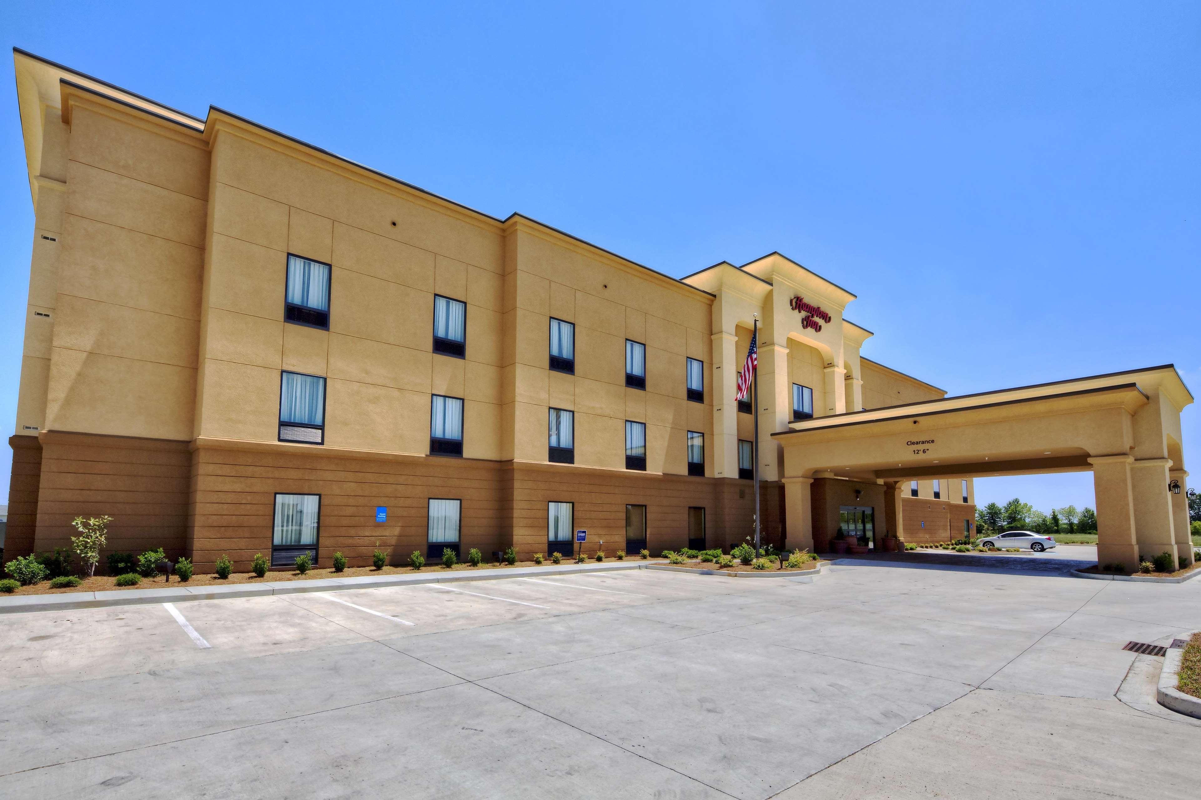Hampton Inn Indianola Экстерьер фото